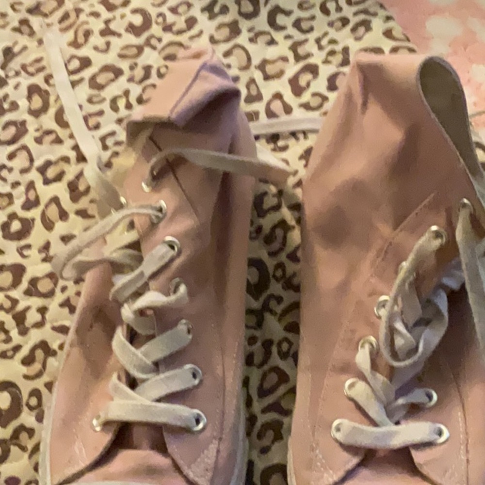 Air Walk Sneakers